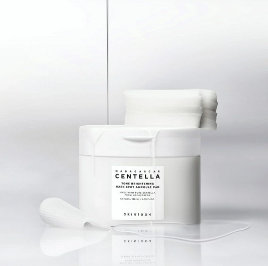 Skin1004 - Madagascar Centella Tone Brightening Dark Spot Ampoule Pad 130ml (60 pads)